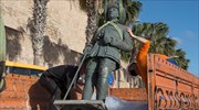 Ισπανία: Αποκαθηλώθηκε το τελευταίο άγαλμα του δικτάτορα Φράνκο