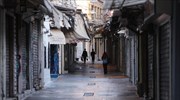 «Αναγκαστική» παράταση του lockdown βλέπουν οι ειδικοί