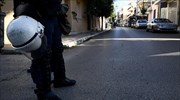 ΕΛ.ΑΣ.: Διαψεύδει τραυματισμό αστυνομικού μετά από επίθεση κουκουλοφόρου