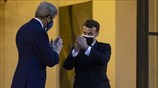 Συνάντηση Εμανουέλ Μακρόν - Τζόν Κέρι για το κλίμα