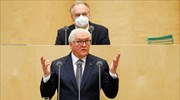 Γερμανία: «Κεραυνοί» Σταϊνμάιερ για το σκάνδαλο με τις προμήθειες των μασκών