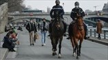 COVID-19: Εκτός Παρισιού μεταφέρονται ασθενείς στη Γαλλία