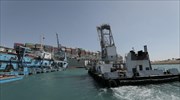 Σουέζ: Εντολή Σίσι  για αφαίρεση φορτίου του προσαραγμένου πλοίου