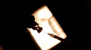 Εθνική Επιτροπή θα επιτηρεί την παραγωγή εμβολίων χωρίς τη χρήση ζώων