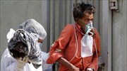 Ινδία: Ξεμένουν από φιάλες οξυγόνου τα νοσοκομεία στο Νέο Δελχί – Στους 1.761 οι νεκροί μέσα στο 24ωρο