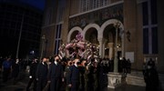 Μητρόπολη Αθηνών: Τελέστηκε η Ακολουθία του Επιταφίου στον προαύλιο χώρο του Ιερού Ναού