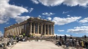 Le Monde: «Στην Ακρόπολη, αρχαιολόγοι και ιστορικοί μιλούν για ιεροσυλία»