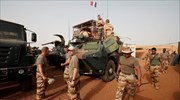 Γαλλία - Επιστολές στρατιωτικών: Οι «στρατιώτες της φωτιάς» στηρίζουν τους «φανατικούς με τις παντόφλες»