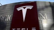 Η Tesla σταματά να δέχεται πληρωμές σε bitcoins