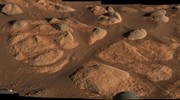 Έπιασε δουλειά ο ρομποτικός εξερευνητής της NASA στον Άρη και εντόπισε μυστηριώδη πετρώματα