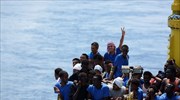 Ισπανία: Ρεκόρ 2.700 μεταναστών από το Μαρόκο στη Θέουτα, κολυμπώντας ή πεζή