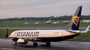 Η πτήση της Ryanair εκτρέπεται- Οι επιβάτες περιγράφουν τον πανικό