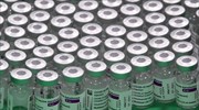 Αλβανία: Έφθασαν στα Τίρανα 20.000 εμβόλια Astrazeneca που δώρισε η Ελλάδα