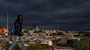 Νότια Αφρική: Νέα περιοριστικά μέτρα, καθώς αυξάνονται τα κρούσματα