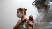 Ρωσία: Προφανώς δεν θα έχει εμβολιαστεί το 60% έως το Φθινόπωρο, λέει το Κρεμλίνο