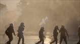 Επεισόδια σε πορεία αρνητών του εμβολίου στο Σύνταγμα