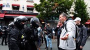 Γαλλία: Συγκρούσεις διαδηλωτών κατά των περιορισμών με την αστυνομία στο Παρίσι