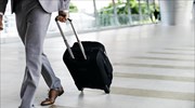 ΗΠΑ: Παραμένουν οι περιορισμοί στα διεθνή ταξίδια, ανακοίνωσε ο Λευκός Οίκος
