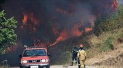 Αχαΐα: Προληπτική εκκένωση κατοικιών και επιχειρήσεων λόγω της φωτιάς στον Προφήτη Ηλία