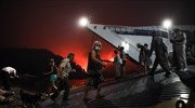 Καίγεται η Λίμνη Ευβοίας - Με πλωτά μέσα η μεταφορά των κατοίκων στην Αιδηψό