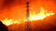 ΗΠΑ: Στο έλεος καταστροφικών πυρκαγιών η Καλιφόρνια
