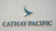 Η Cathay Pacific απολύει ανεμβολίαστα μέλη πληρώματος