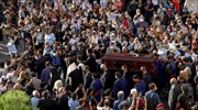 Σε λαϊκό προσκύνημα στα Χανιά η σορός η σορός του Μίκη Θεοδωράκη