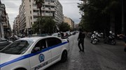 Κέντρο Αθήνας: Αυτοκίνητο εμβόλισε περιπολικό