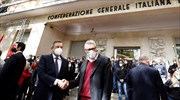 Ιταλία: Ο Ντράγκι στην έδρα του συνδικάτου Cgil που δέχθηκε επίθεση νεοφασιστών