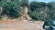 Κλειστή λόγω κατολισθήσεων η επαρχιακή οδός Σχοίνος- Αλεποχώρι