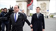 «Σε τι πιστεύει πραγματικά ο Εμανουέλ Μακρόν;» - Επίθεση Ολάντ στον Γάλλο πρόεδρο