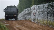 Πολωνία: «Σηκώνει» τείχος στα σύνορα με τη Λευκορωσία για την αποτροπή διέλευσης μεταναστών
