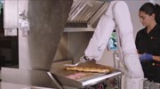Ρομπότ ψήνει 300 μπέργκερς και τηγανίζει πατάτες