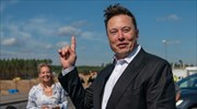 Ίλον Μασκ: Πούλησε μετοχές της Tesla αξίας 5 δισ.