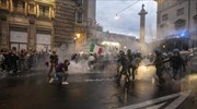 Ιταλία- covid: Διαδηλώσεις στο κέντρο του Μιλάνου παρά τις απαγορεύσεις