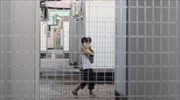 Βρετανία: Σχεδιάζει κέντρα... αλά Ελληνικά για τους αιτούντες άσυλο