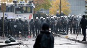 Βέλγιο-κορονοϊος: Σκηνές χάους στις Βρυξέλλες κατά τη διάρκεια διαδήλωσης κατά των μέτρων
