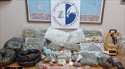 Τρεις συλλήψεις στο κέντρο της Αθήνας για διακίνηση ναρκωτικών σε σχολείο