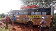 Κένυα: Στους 31 οι νεκροί από την ανατροπή λεωφορείου και την πτώση του σε ποτάμι