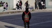 Νομοθετική ρύθμιση: Ποινή φυλάκισης για τους γονείς-αρνητές που δεν στέλνουν τα παιδιά τους σχολείο