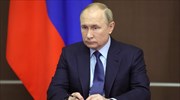 Πούτιν: Αποτελεσματικό το Sputnik-V κατά της Όμικρον