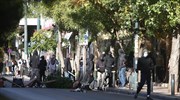 Επίθεση αγνώστων με πέτρες σε περιπολικό στο ύψος της ΑΣΟΕΕ