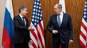 Μπλίνκεν σε Λαβρόφ: Αποσύρετε τα στρατεύματα αν η Ρωσία δεν σκοπεύει να εισβάλει στην Ουκρανία