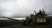 Ουκρανική κρίση: «Πόλεμος» κατηγοριών και ασκήσεις... βαλλιστικών πυραύλων