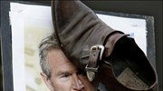 Ιράκ: Σε δίκη ο δημοσιογράφος που πέταξε τα παπούτσια του στον Τζ. Μπους