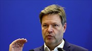 Γερμανία: Ο υπ. Οικονομίας προειδοποιεί για συνέπειες «σε όλους τους τομείς»