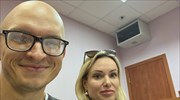 Ρωσία: Για «παράνομη διαδήλωση» κατηγορείται η Μαρίνα Οβσιάνικοβα - Κινδυνεύει με φυλάκιση 10 ημερών