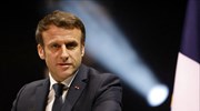 Γαλλικές εκλογές: Σταθερό προβάδισμα Μακρόν - Ενισχύεται ο Μελανσόν