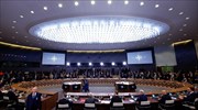 Ζελένσκι: Δώστε μας το 1% των τζετ και των τανκς του ΝΑΤΟ