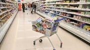 Σούπερ μάρκετ: Η σκιά του πληθωρισμού στα βασικά είδη - Τα δύο σενάρια για την εξέλιξη των πωλήσεων
